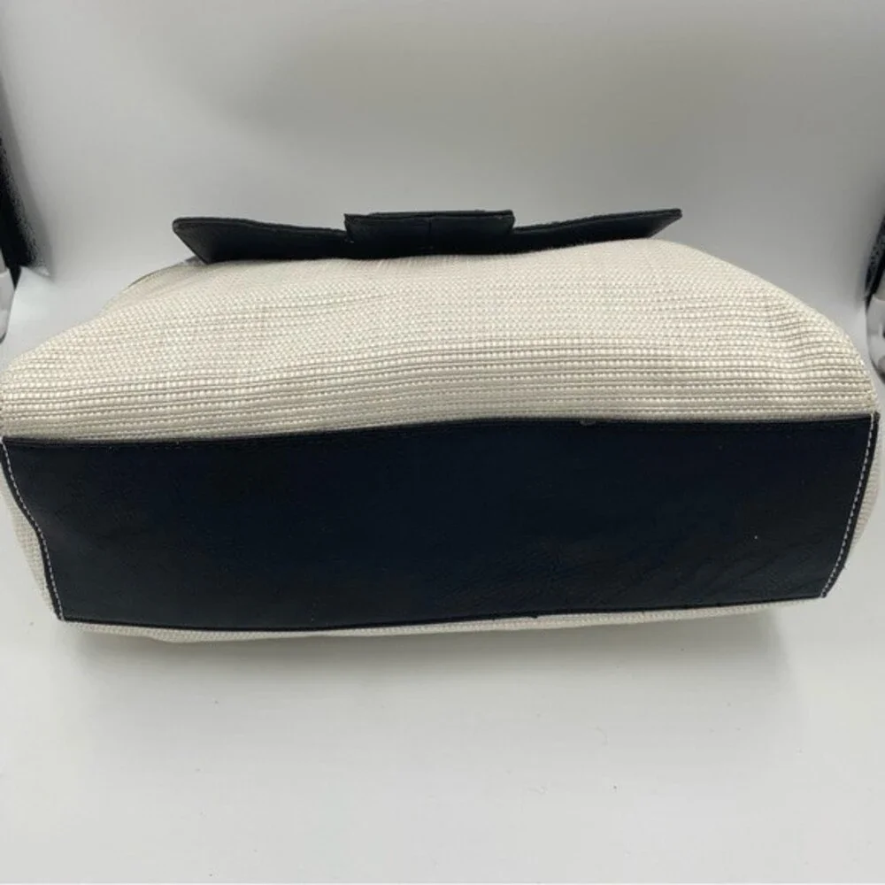 Calvin‎ Klein White Snakeskin Shoulder Bag